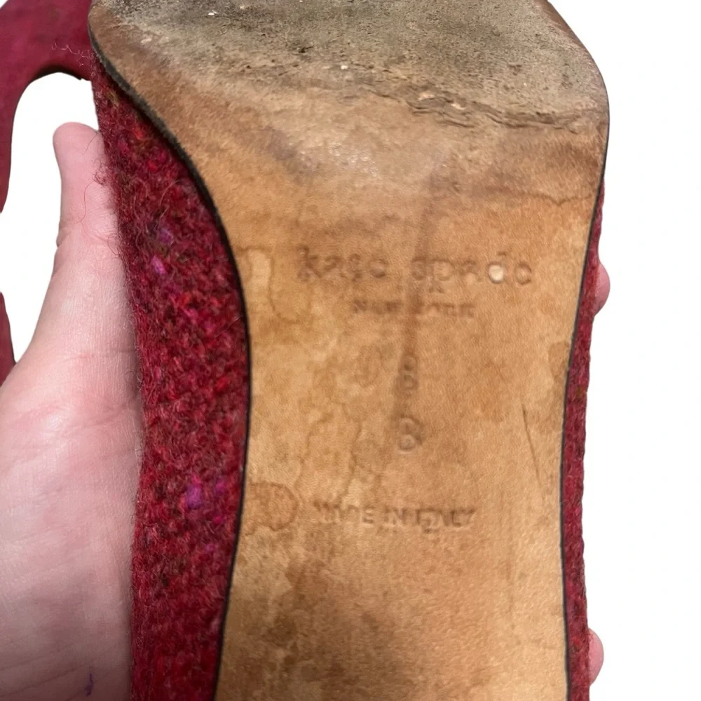 Kate Spade New YorkVintage Heels Pumps Square Toe Textured Red  Business‎ Casual